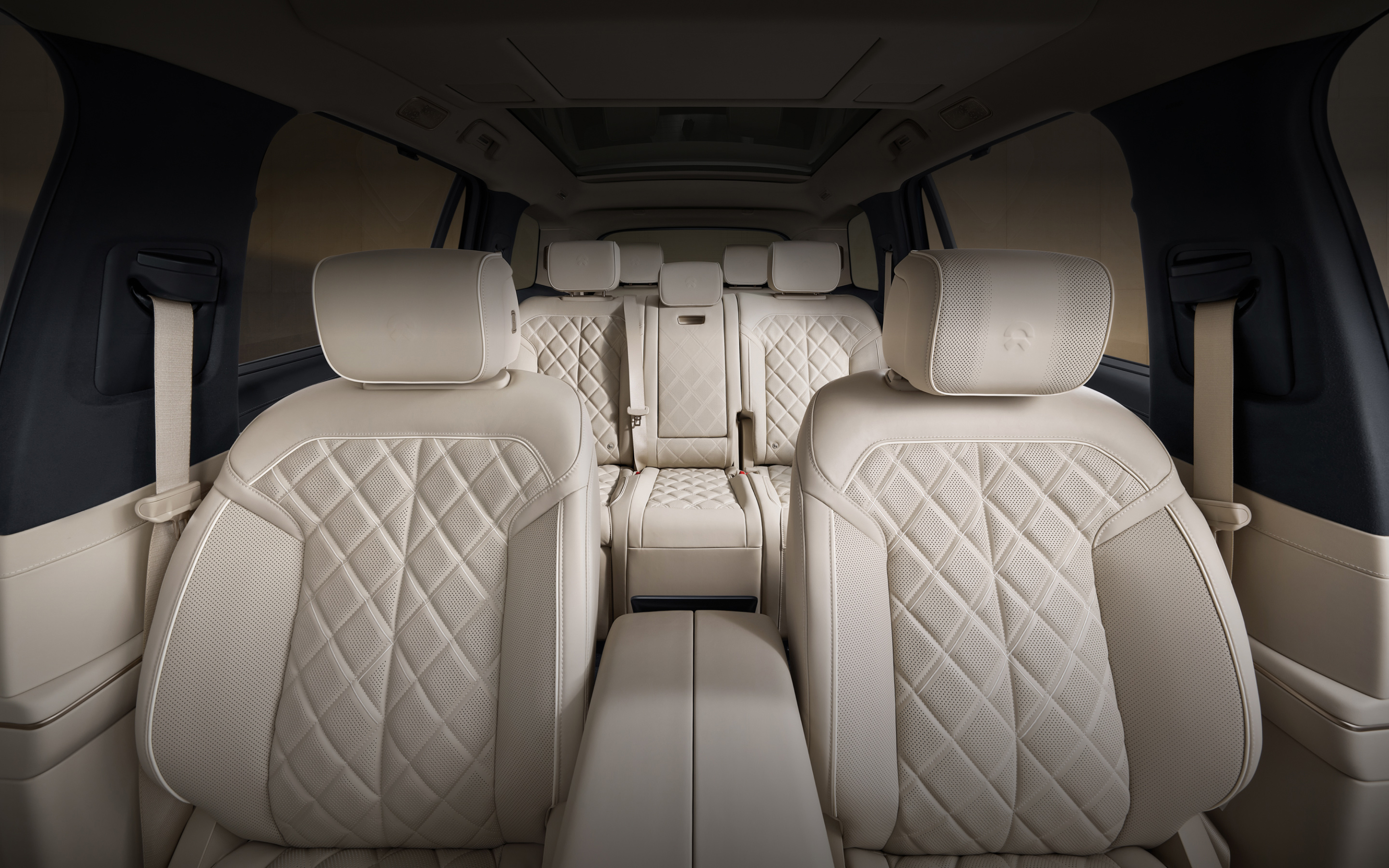 Luxury 7-Seater